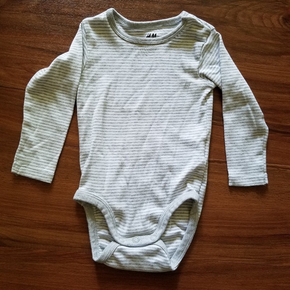 H&M Other - H&M long sleeve onesie